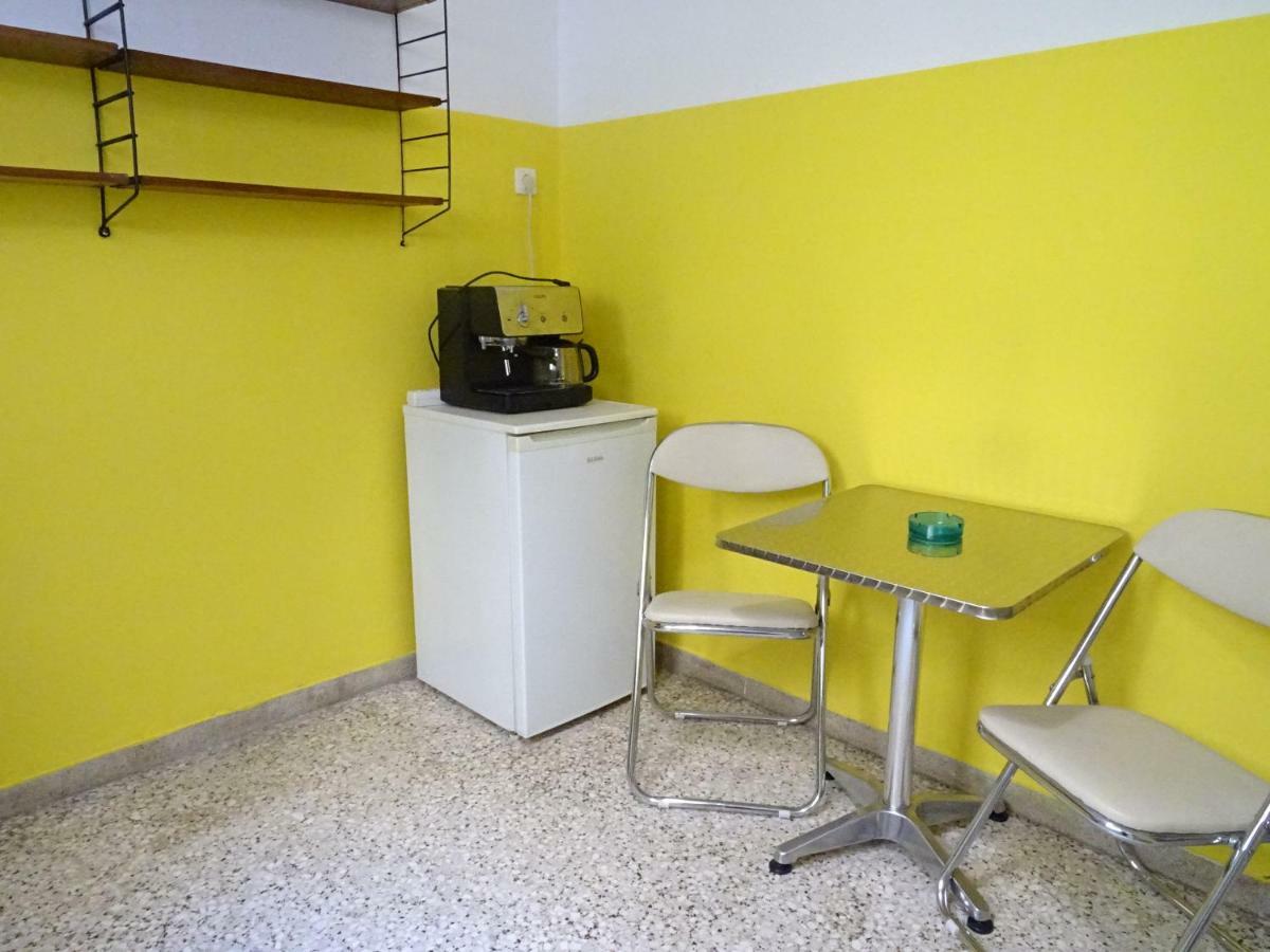 Down Town Comfort Apartment Atenas Exterior foto